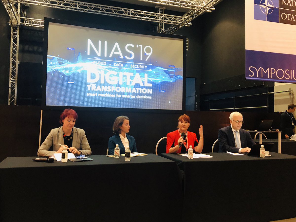 dianadevivo's tweet photo. Insightful discussion chaired by Clare Hutchinson @NATO1325 at NIAS on gender and emerging technologies and a human rights based approach to Artificial Intelligence! Will this help bridging the Women, Peace and Security and tech world? https://t.co/ssnKVnB7hT