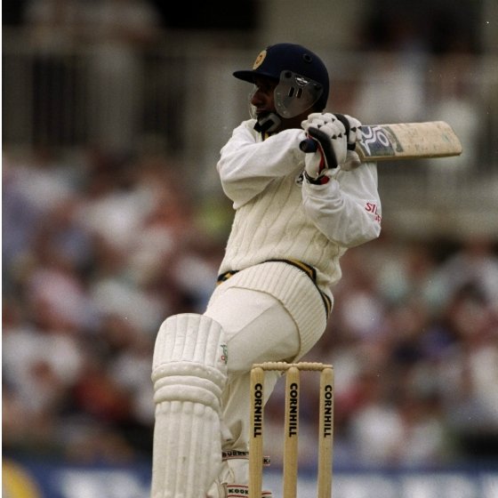 In 1985/86, a 20 year old batsman was facing the pacy Imran Khan, nearing his maiden . Did he search for easy singles? No"Mad Max" hooked Imran for a SIX to get to his maiden Int'l That was Oozing Class #OnThisDay Happy Birthday Pinnaduwage Aravinda de SilvaThread