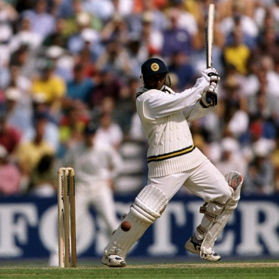 Aravinda's heroics in the tour to Pakistan in 1985/86 just proved he belonged to the International arena, & with some audacious strokeplay against Imran, Wasim & late Qadir sir.He scored 2 brilliant, yet contrasting s in that series, showing his versatility as a batsman, too.