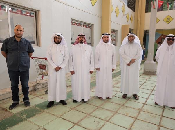 حملة  "خير جليـس" 
في مدرسة #المتنبي المتوسطة 

بحضور الشيخ/عيسى علي العنزي
#إدارة_مساجد_الجهراء