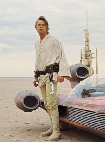SkywalkerJediEd's tweet photo. #YouKnowIWasRaisedThat you tuck your pants legs into your boots and tight wrap to reduce bringing sand into the house. #TheMoreYouKnow
#StarWars https://t.co/r4kzzlyBZh