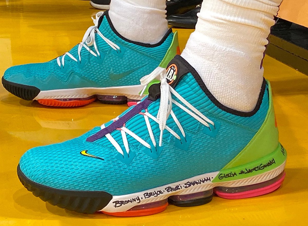 lebron wearing lebron 16 low