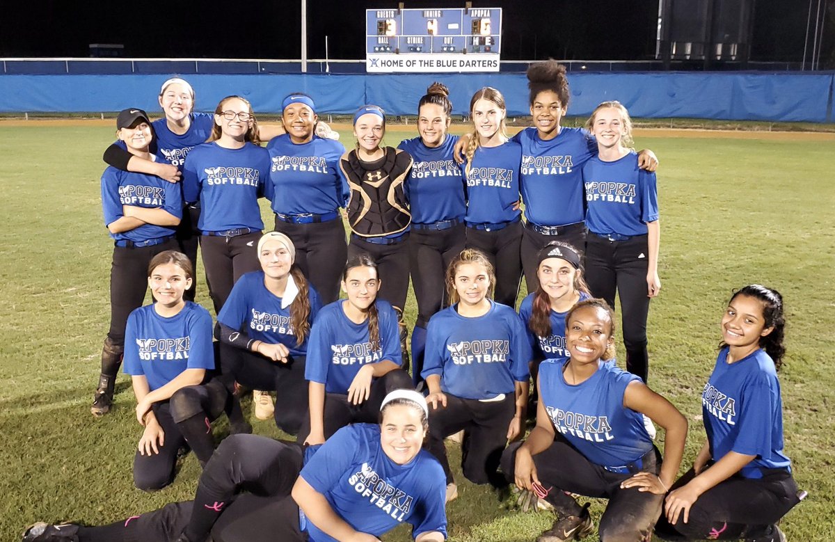 Big night for Fall softball as they sweep Dr. Phillips for another 2 W’s. This group is 5-1. Both Fall teams play Thursday vs Montverde at 5 and 7.