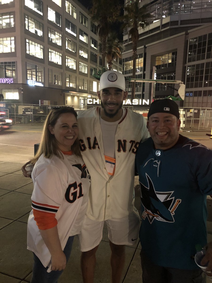 Puckguy14's tweet photo. Alert #SharksFam. We have a #RoosterWatch on!Β Β β¦@evanderkane_9β© with the first 1st Period Hat Trick in #SJSharks history.Β Β See what happens when you take a pic with me and @ABell25 at a #SFGiants game?! β¦@SanJoseSharksβ© https://t.co/22jKGayH8E