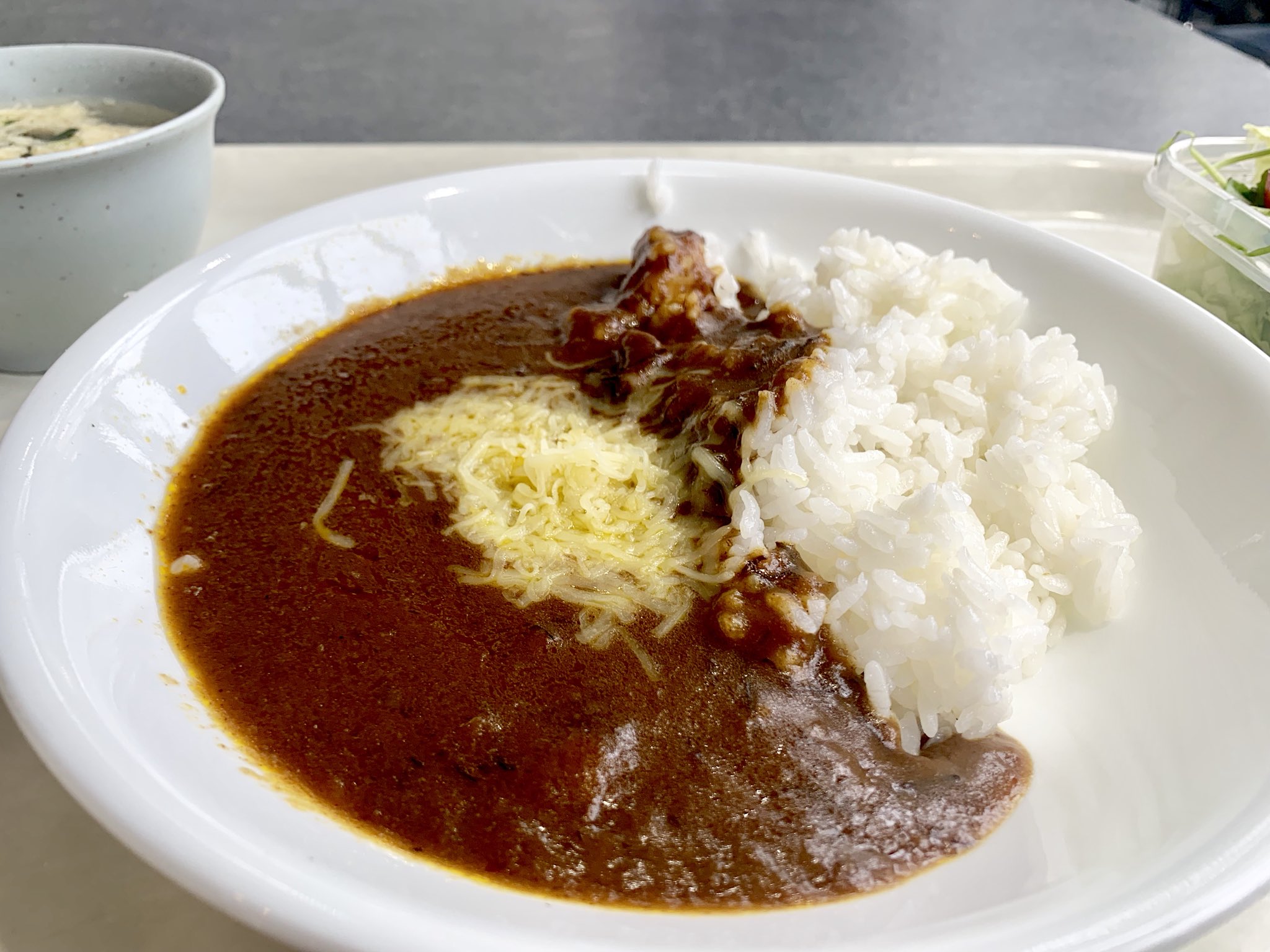 いよちゃん カレー探検家 Ar Twitter いよランチ ボンディ 早稲田大学 大学生協で名店とコラボ なんと470円で食べれます チーズと玉ねぎの濃厚な味わい こってりとした欧風カレー独特の旨味が日本米に合わさり甘さが相乗 この美味しさがわかるのは日本人の