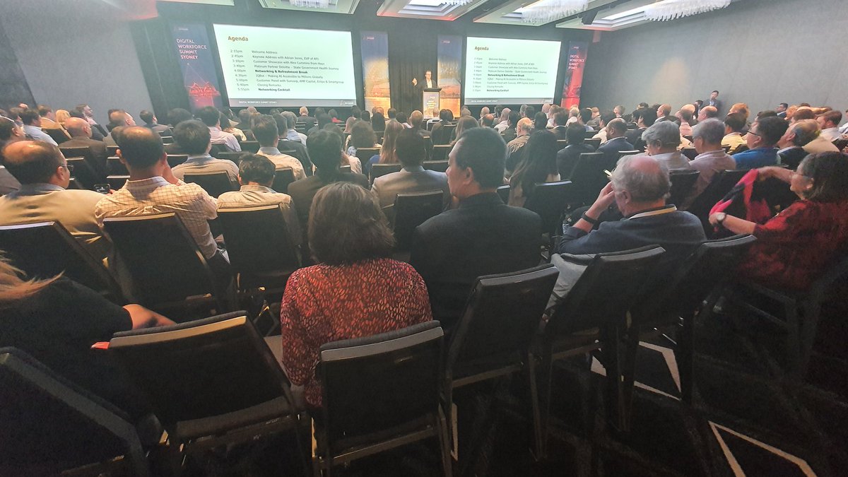 berberu's tweet photo. #dwsaa Digital Workforce Summit Sydney @APAC_RPA https://t.co/WSg2T9Sbb8