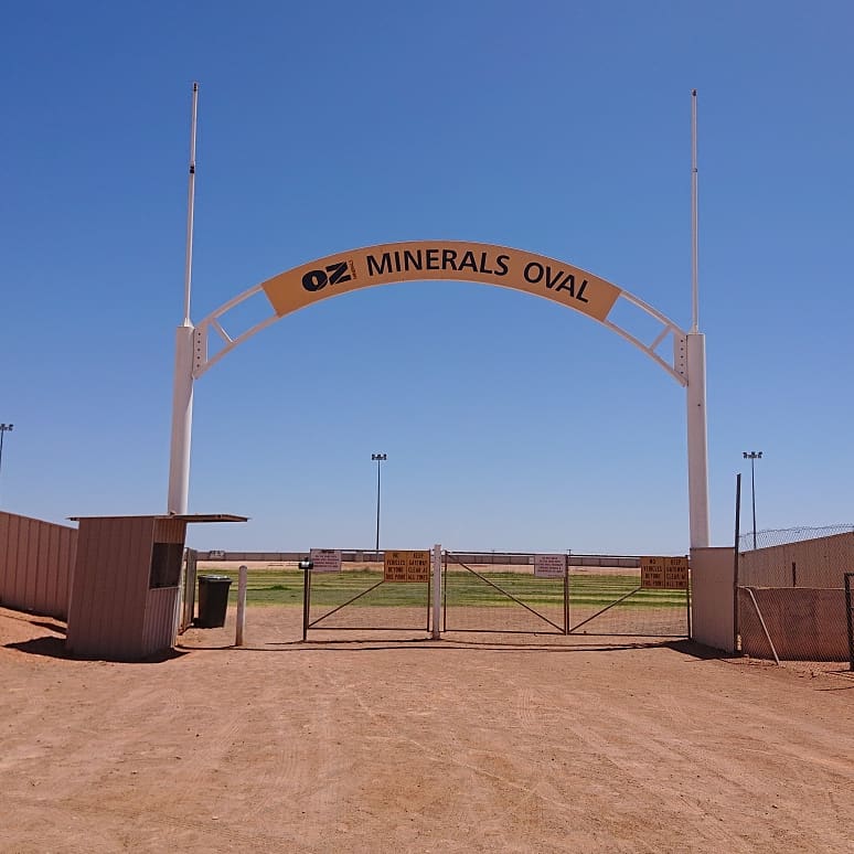 SERdotCH's tweet image. Another control stop in the books! 

Control Stop 7 - Coober Pedy✅
We've overcome already 2178km!
#BWSC19
@WorldSolarChlg