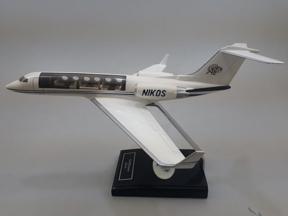 modelworkdirect's tweet photo. Gulfstream model from your photo purely handmade by Modelworks Direct OWNED and operated by true artisans.The only company turned your IDEA into a LARGE model whether its a sketch drawing or blueprint,Order yours Today.visitus@www.modelworksdirect
#modelworksdirect https://t.co/HNf0mwu4dk