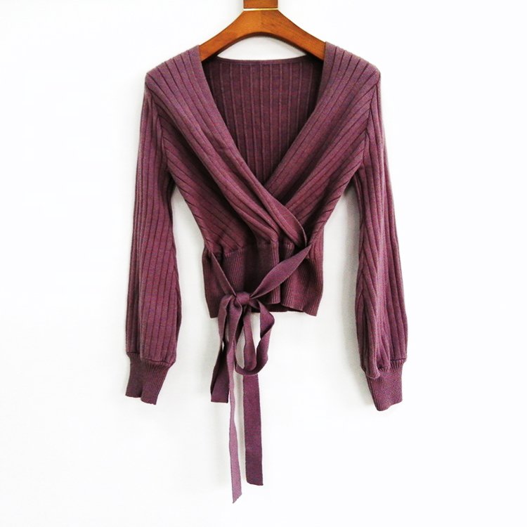 YjthOliver's tweet photo. This  sweater is bound to be a new autumn essential!
Store link in bio or click the product link:https://t.co/Iu429dVFDg
#sweater #knitwear #style #clothing #fashion https://t.co/tv6PIoCX1Q