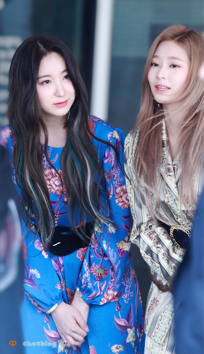 𝐜𝐡𝐞𝐜𝐤𝐢𝐧𝐠 ໒꒱· ﾟ tweet media