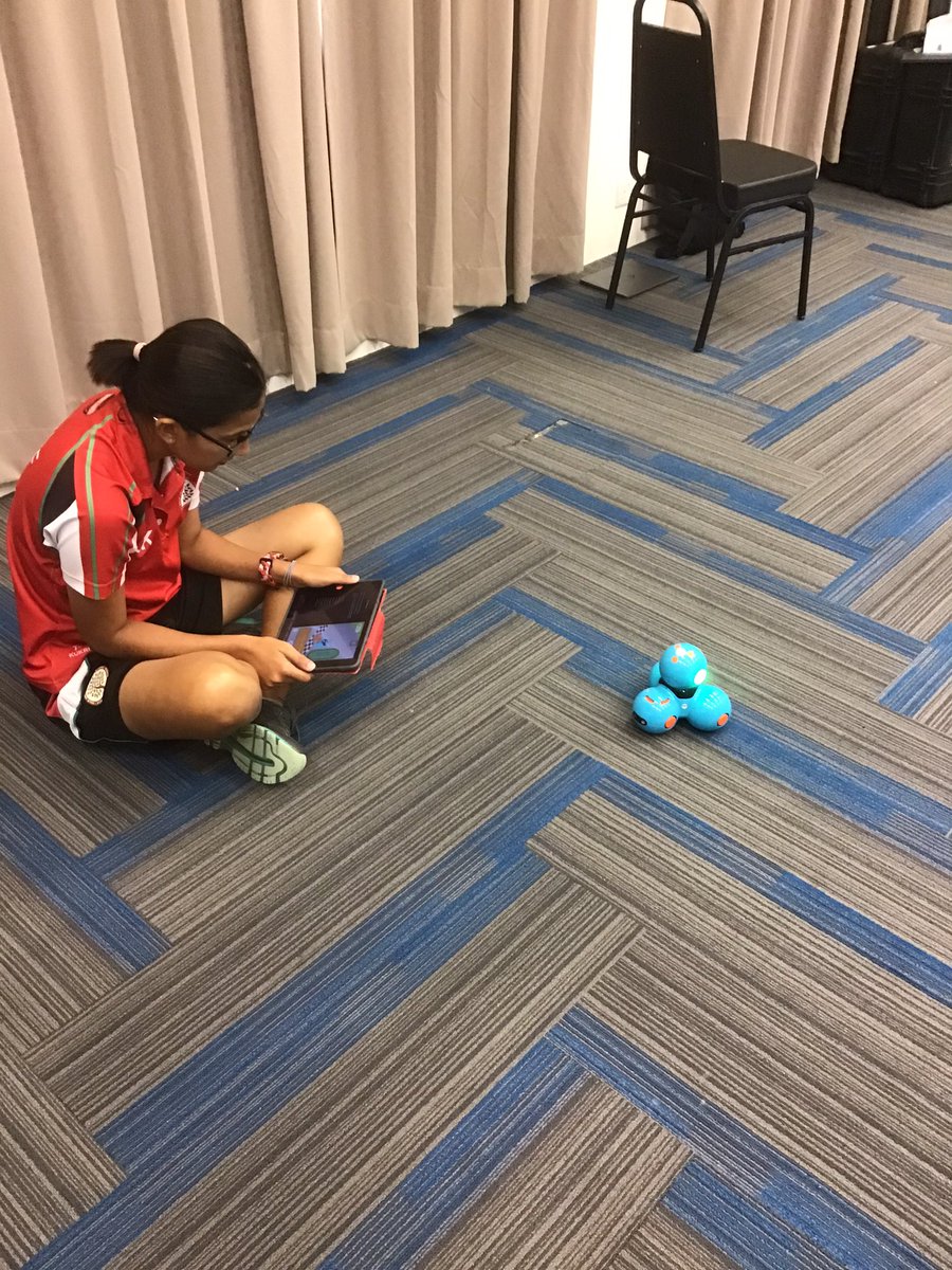 Programming Dash and Sphero!
<a href="/MusaKalifAbdi1/">Musa Kalif Abdi</a> <a href="/MrOrtegaEDU/">Andrés Ortega</a> <a href="/EdesonLuke/">Luke Edeson</a> <a href="/jollybear55/">Jillian Chahil</a>