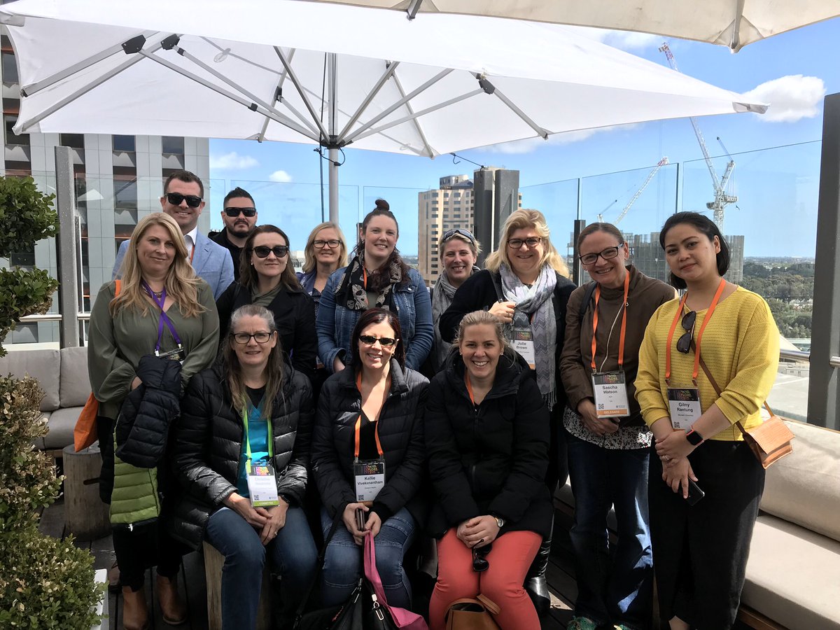 KarenHammad's tweet photo. Disaster lost lecture with an amazing group of emergency nurses! Let us solve your disaster problems! #ICEN2019 #lostlecture @2kwBar https://t.co/zP6qj7NwoO