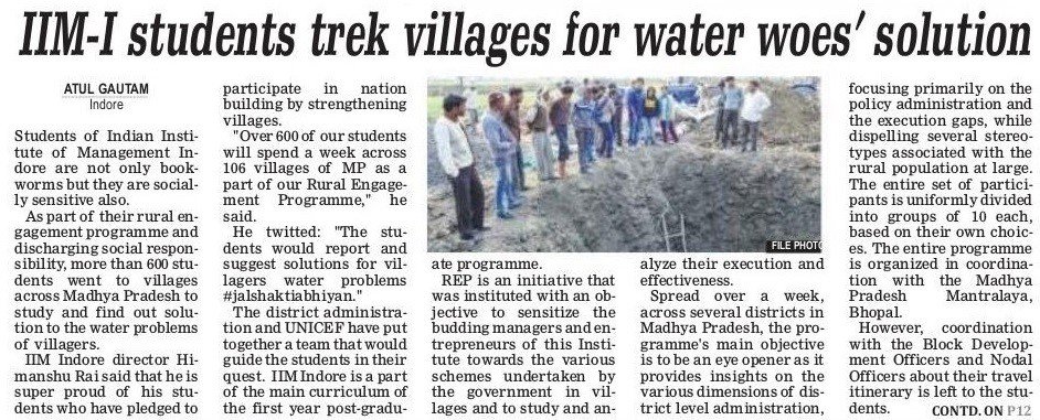 IIM_I's tweet photo. #REPUpdate: Proud of our #PGP1 participants who're visiting a number of villages in #MadhyaPradesh for the #RuralEngagement, suggesting solutions to the #waterproblems to strengthen the @JalShaktiAbhyan 
#thursdayvibes #IIM #IIMI #Indore #MP #SaveWater #Nature #TB #RT #REP https://t.co/11Y1LOMjHH