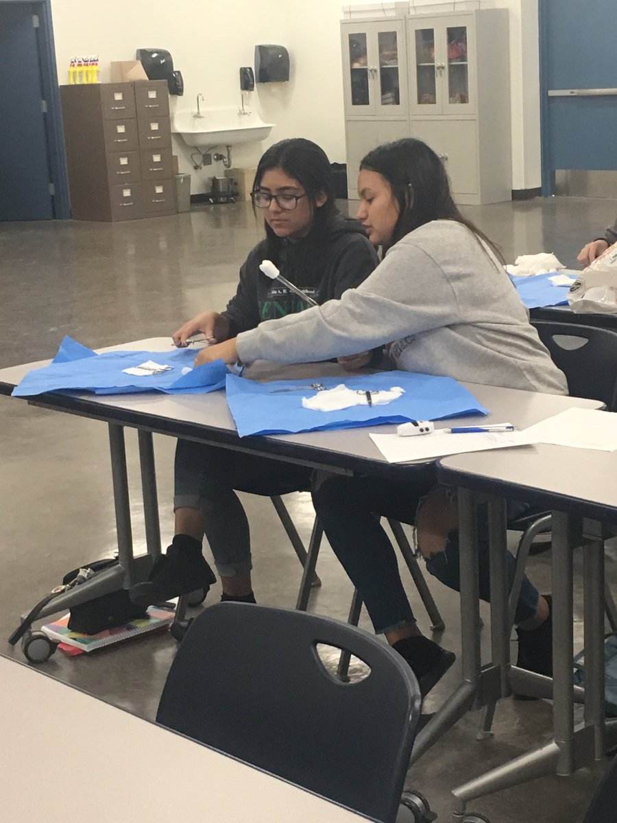 RHS_MedPathway's tweet photo. Rowland CTE Health Sciences @CteRowland @RowlandSchools @rowlandhs https://t.co/K8GoSkQLXy