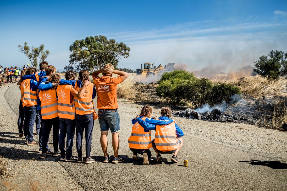 brunelsolarteam's tweet image. With heavy heart we have to tell you that our Bridgestone World Solar Challenge is over. The team is devestated. On the last racing day, NunaX caught fire. The driver got out on time and everybody is safe. 

Read our press statement: bit.ly/2qn8bxr