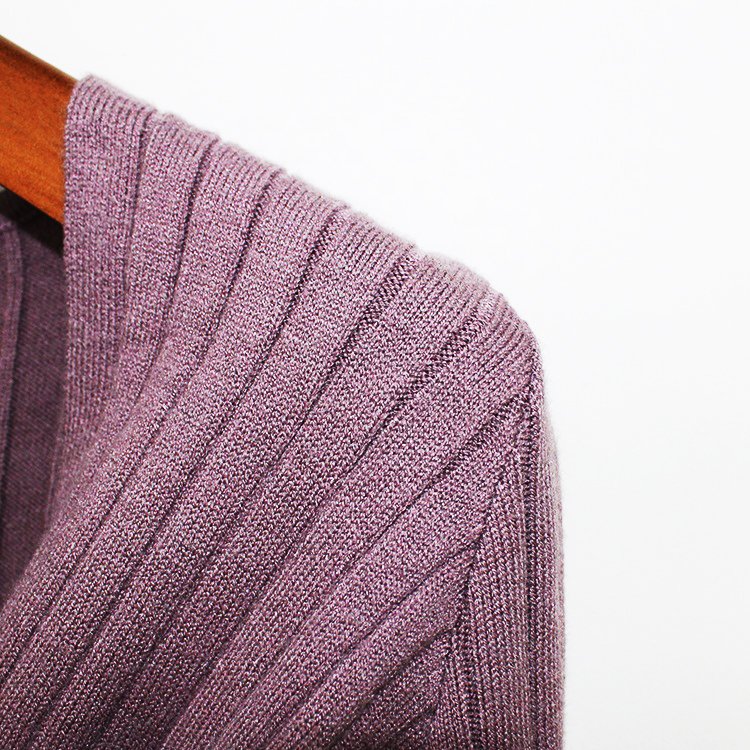 YjthOliver's tweet photo. Purple covering yarn customised v shape open chest sweater for lady

#sweater #knitwear #clothing #fashion #style https://t.co/G8qWiSJnb8