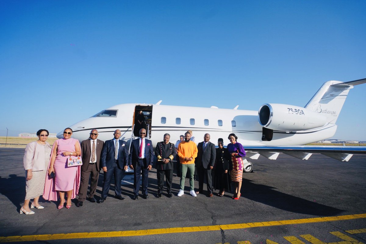 casspernyovest's tweet photo. My mentor is receiving an honorary doctorate from the University of the North West and he invited me to fly in his Jet with his family and business associates to celebrate this amazing achievement.  Congrats Mr B and thank you for the invitation.  Im inspired. .@keith_bothongo https://t.co/CvaxxIs9d3