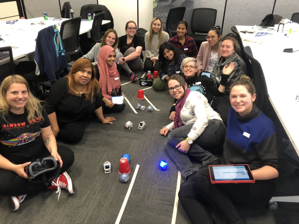 radestrach's tweet photo. Did somebody say “Australia’s first accredited  full-stack web-dev boot camp for women?” YASS @coderacademy_AU @codelikeagirlau #codeirl #futuredevelopers #juniordevs #codelikeagirlau 🌈🦄🍄 https://t.co/nys778HeVu