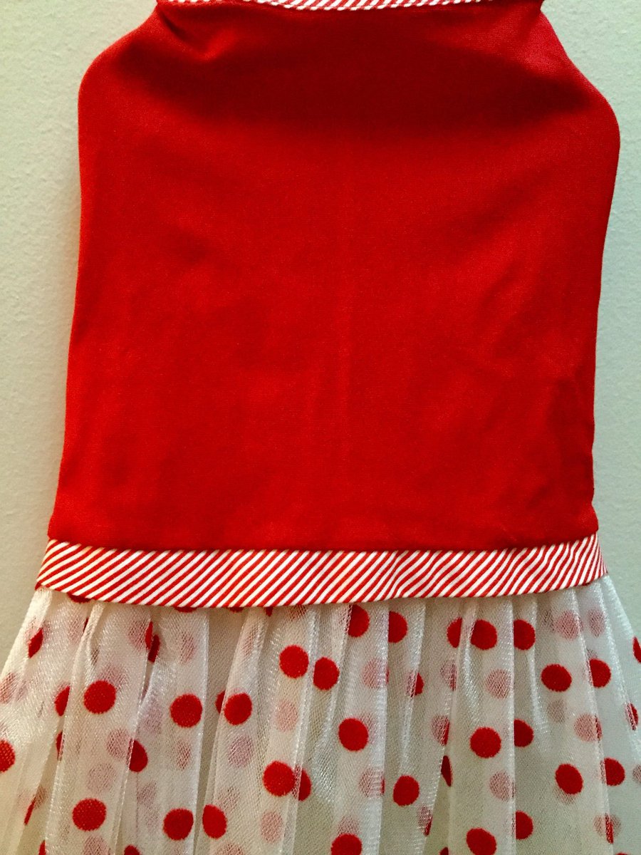 dogabanapet's tweet photo. Wouldn't a tutu dress make a cool Halloween costume for your dog or puppy? How about a sweet princess with some DIY accessories? They are in 5 colors; gray/white, red, pink, turquoise, fuschia. #doglovers #halloweencostume #dogdress #puppy #halloween2019 #petsuit #Puppies https://t.co/VbDMuZx1p7