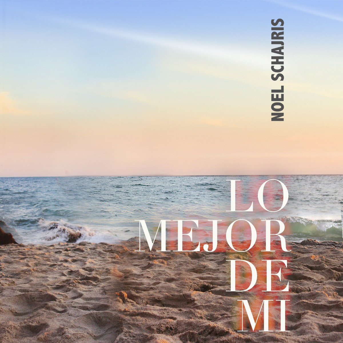 claudiabrant's tweet photo. Que alegria tan grande volver a ser parte de tu historia, tu musica y tus sentimientos.
Te quiero bro.
@NoelSchajris #Lomejordemi #newsingle#2dias https://t.co/QkyAgOKplb