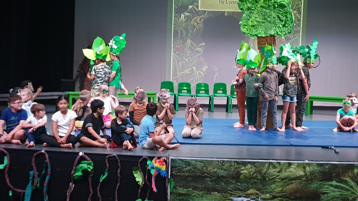 NASDubai_GC's tweet image. What a wonderful assembly by our Year 5 @NASDubaiSchool students who are passionate about saving the rain forests and wanted to tell everyone why we should! @TheWorldsLesson @TeachSDGs #sdg15 #NAEUNICEF #NAEBeAmbitious