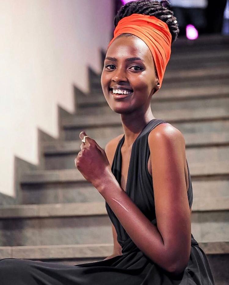 JackieLumbasi's tweet image. #MKUPublicLectureRw
The organizers identified speakers that will help the young women present to dream big and overcome the fear of  entrepreneurship. 
#KalisaWinnie #FormerModel who now designs home accessories.