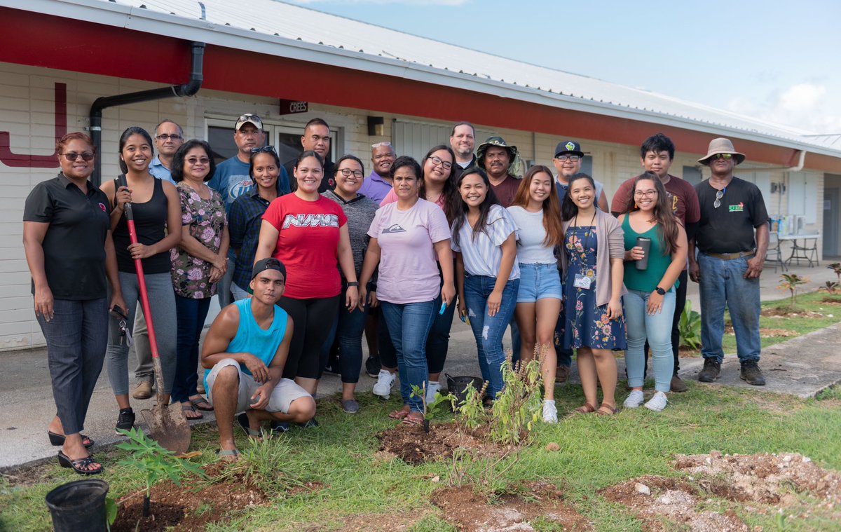 GoProa's tweet photo. It was great seeing everyone who came out to help beautify our college! 🌞

NMC students, faculty, and staff recently came together to plant trees and flowers around the campus. A big thank you to NMC-CREES for helping to put this event together! 

See more pics on FB! 

#GoProa https://t.co/gteZ6vwRtY