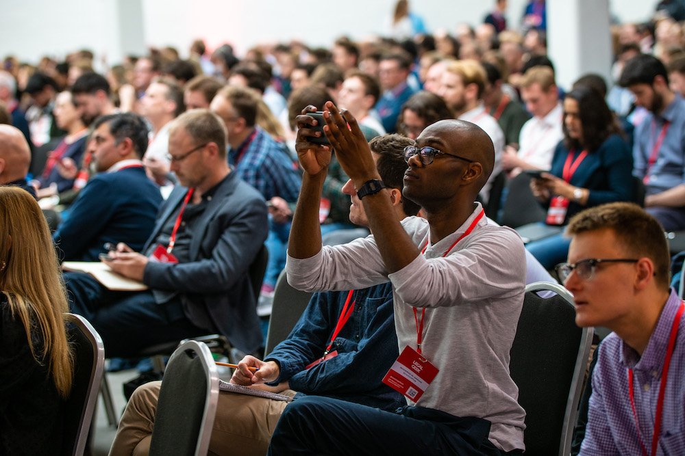 wearelegalgeek's tweet image. THANK YOU SO MUCH!! What an amazing day - 2000 attendees 👋 100 speakers 📢and #LegalGeek Trended on Twitter!! First release of photos and feedback - legalgeek.co/conference/