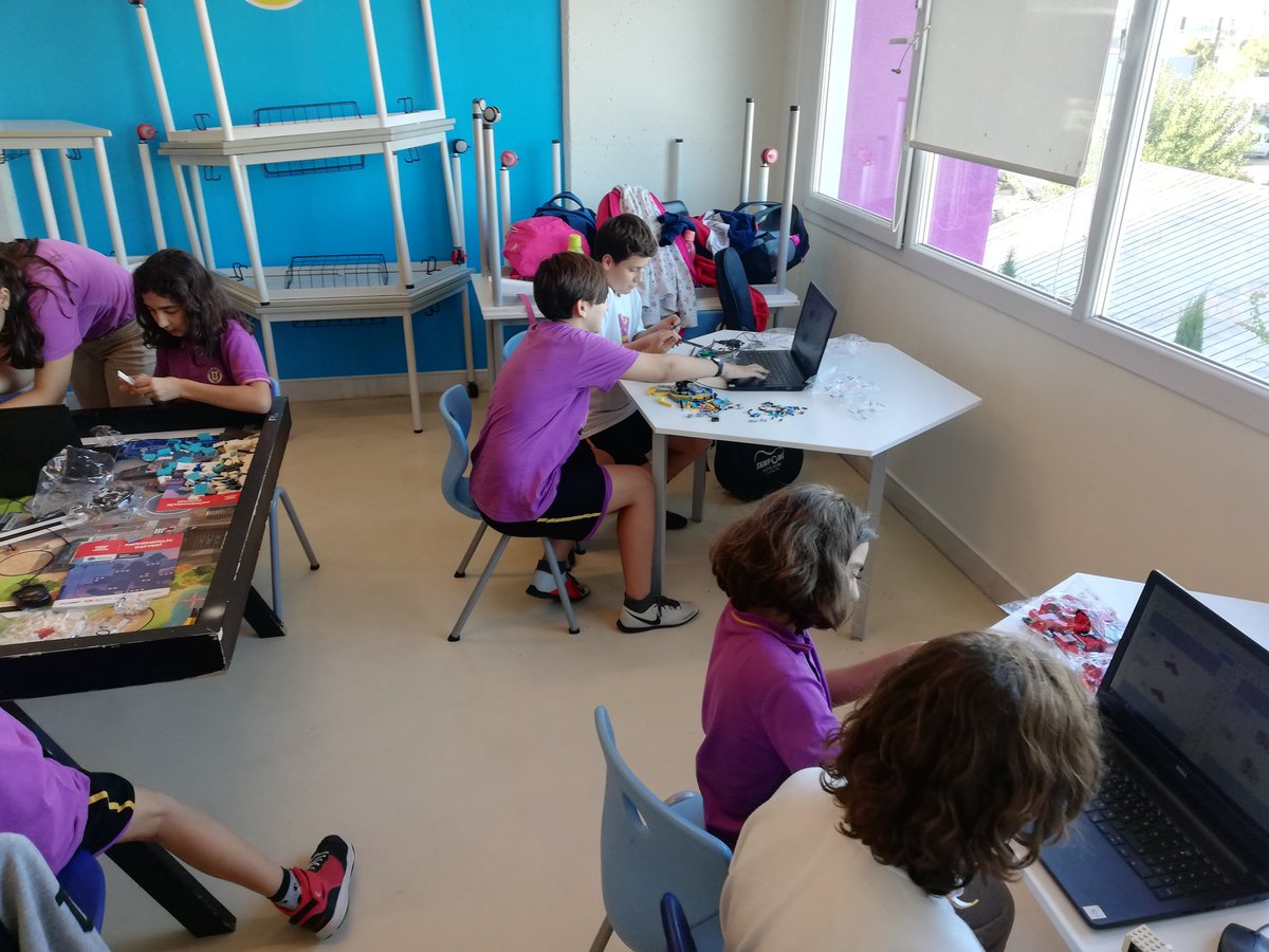 rmzbst's tweet photo. #CityShaper çalışmaları tüm hızıyla devam etmekte 🙅‍♂️🚀 #CodeRunners
@oyaakoglu @firstlegoleague @BilimKahraman https://t.co/nDpPLGtUTh