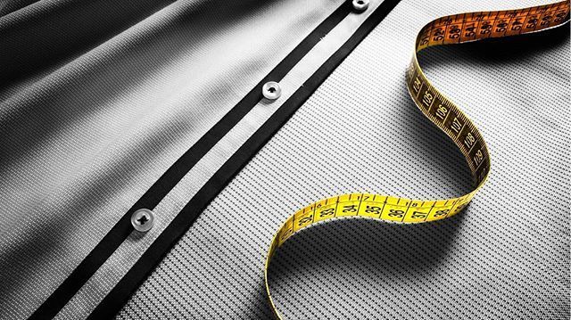 sourcestudioco's tweet image. Who else walks around with a tape measure in their pocket? 😉

#sourcestudio #vietnam #factory #denim #lowvolume #clothingmanfacturer #vietnamlowvolume #highquality #fullyfactored #fabricsourcing #trimsourcing #fashionweekdesigner #emergingbrand #sampling #vietnamfashion