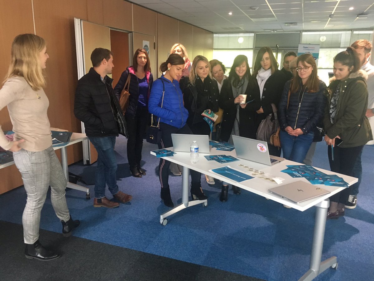 Team Engagements de Service WE GO #Axalearningweek à PESSAC <a href="/AXAFrance/">AXA France</a>   <a href="/JMPtoo/">Jean-Marc Petrot 🎀</a> <a href="/christophemene1/">Christophe MENEZO</a> <a href="/EricGambart/">gambart</a> <a href="/Hamou025/">Hamou Ait Dahmane</a> <a href="/CamilleMain/">Camille</a>