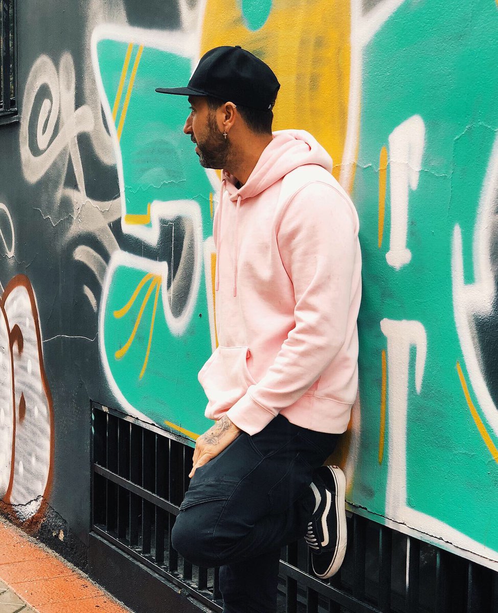 javitimoreno's tweet image. Postureando un poco por Madrid bajo la talentosa mirada de mi amigo @NauBarreto 📸🤩 @BCheerClothing