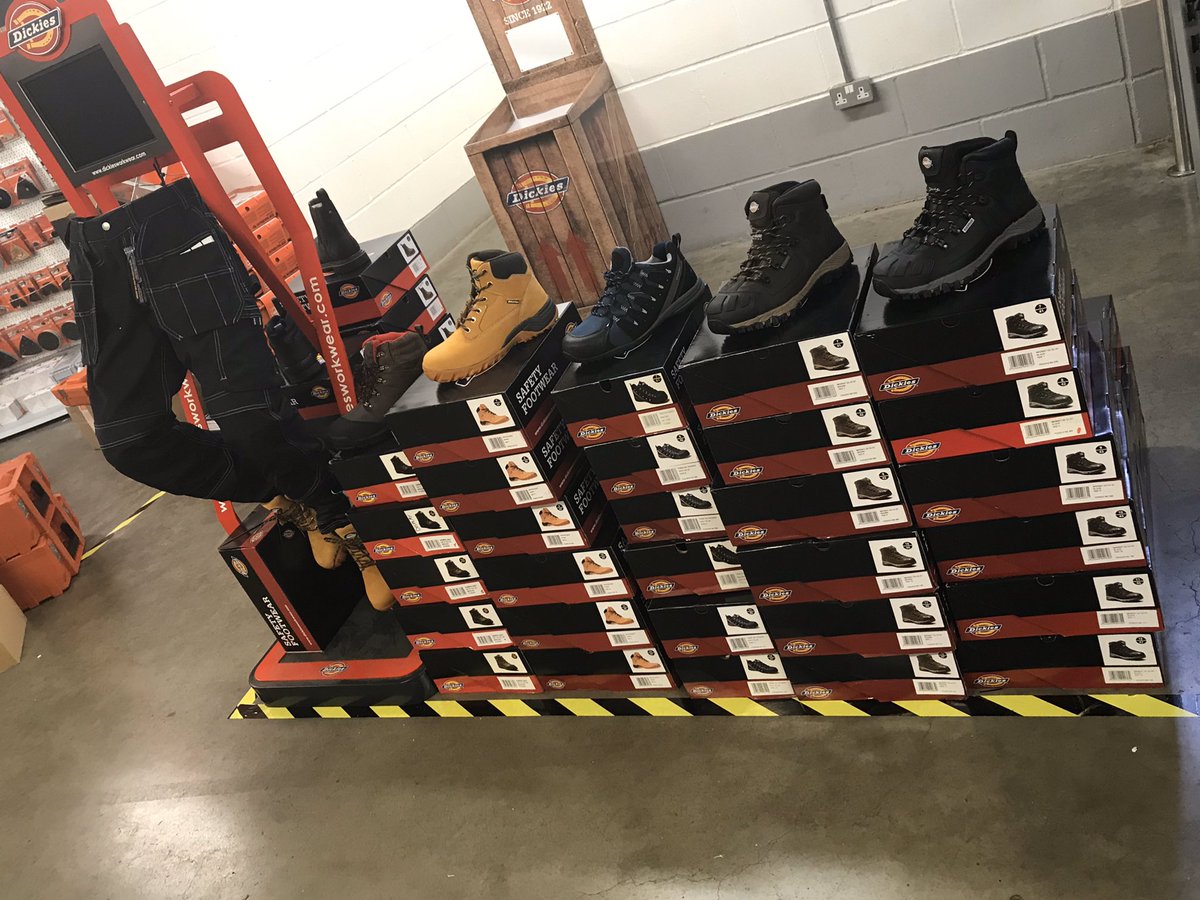 #Dickies stand all setup and ready to go for <a href="/AngliaTools/">Anglia Tool Centre</a> show located at <a href="/NorwichCityFC/">Norwich City FC</a> come and grab a new pair of #waterproof #Medwayboots and much more ready for the winter. <a href="/carl_holder44/">Carl Holder</a> <a href="/Chris_Dickies/">crisdie lawian</a> <a href="/RIDGEONS/">HUWS GRAY RIDGEONS</a>