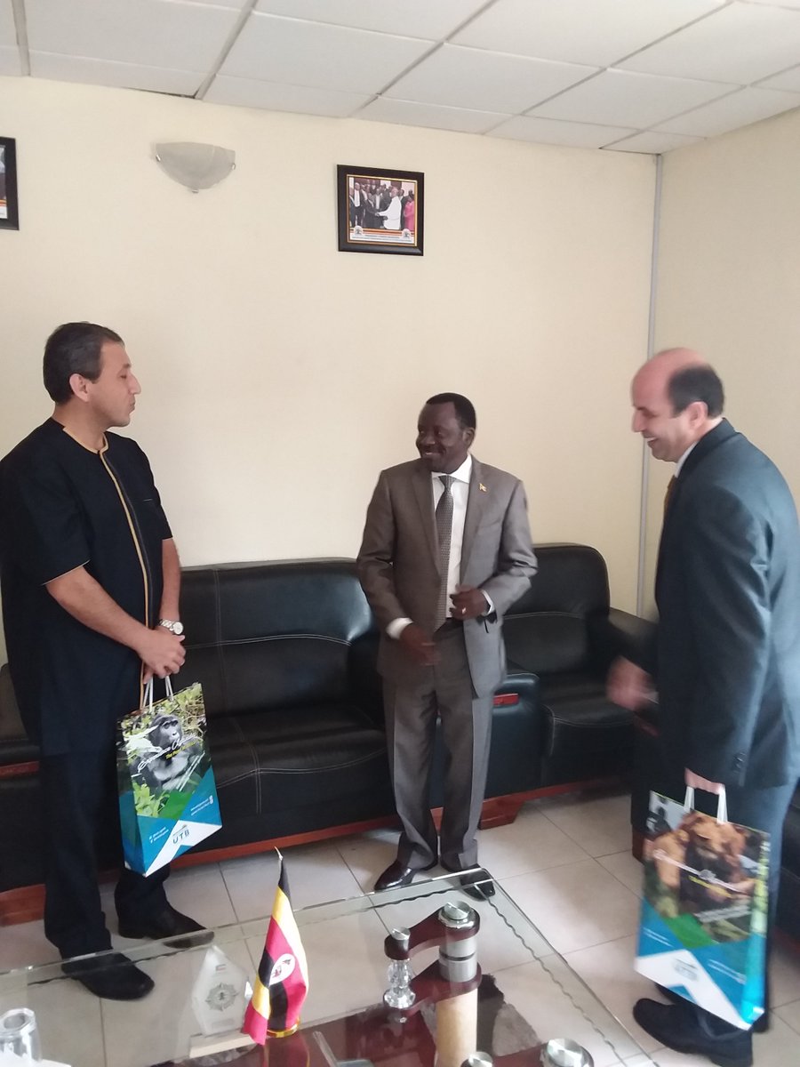 UGHighComNIG's tweet photo. H.E Amb Nelson Ocheger meeting Senior officials from Nile University of Nigeria. The team discussed issues aimed at establishing cooperation between Instituions of Higher learning in Uganda &amp; Nile University Nigeria https://t.co/OylrysTmZp
