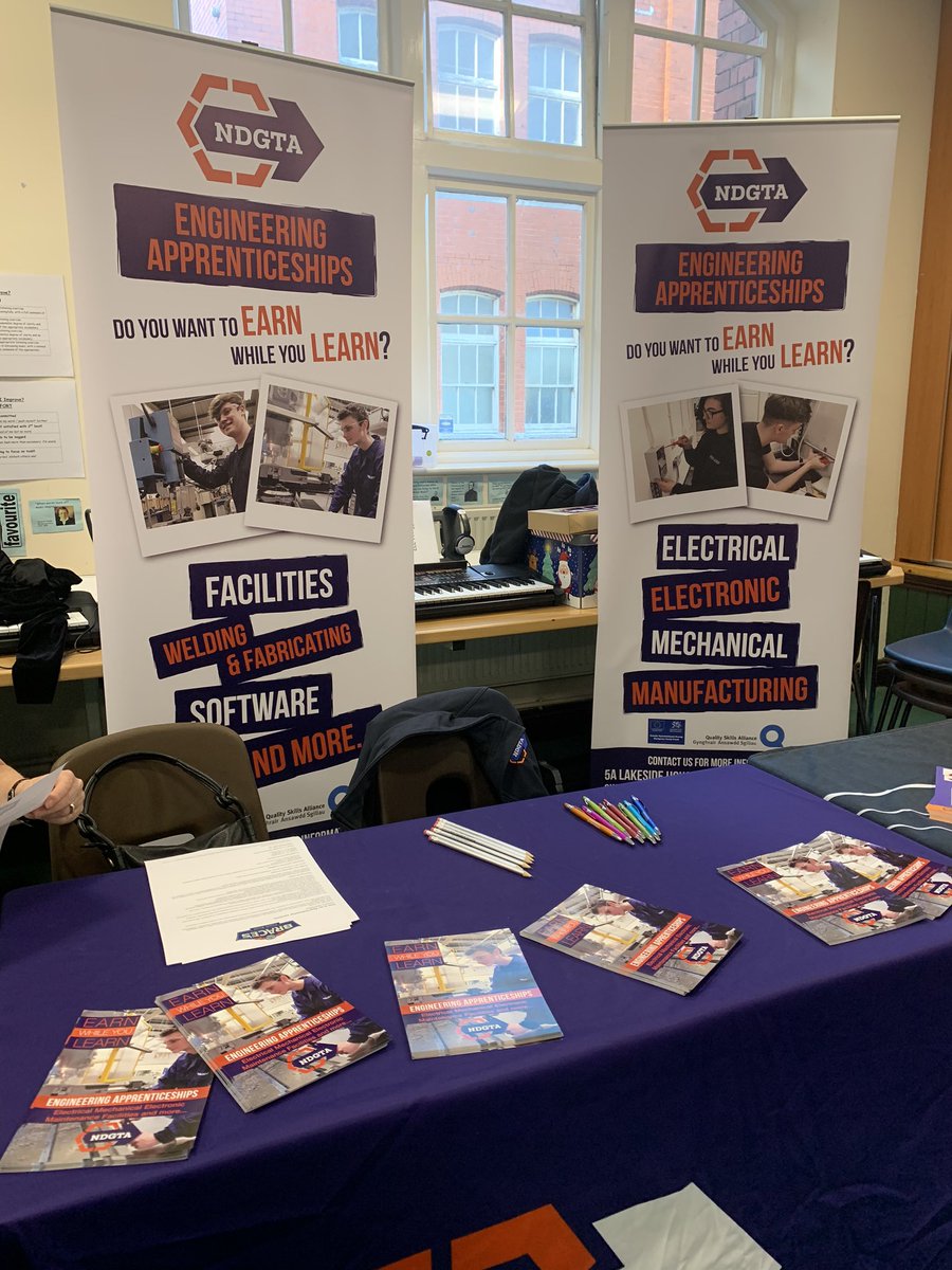 KateLizWilliams's tweet photo. Thank you @TorfaenTraining , @NTFWwbl and @NDGTA_ for supporting @wms1898 Information evening last night @CareersWales #inspiringthefutureworkforce https://t.co/ZLRzXwuuGN