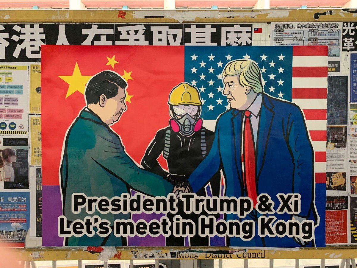 LeungRik's tweet photo. 政治分擾，什麼黃絲籃絲，留給政客玩吧！
香港人要認清世界局勢。
陳雲：香港人的諾貝爾和平獎行動。解決中美紛爭，習近平與特朗普來香港見面吧。旺角正式出現特朗普的呼籲圖啦。請傳給特朗普看啦。
#LiberateHK #HongKongHumanRightsandDemocracyAct #realDonaldTrump #WhiteHouse #RepMcGovern https://t.co/nNq5caG30s