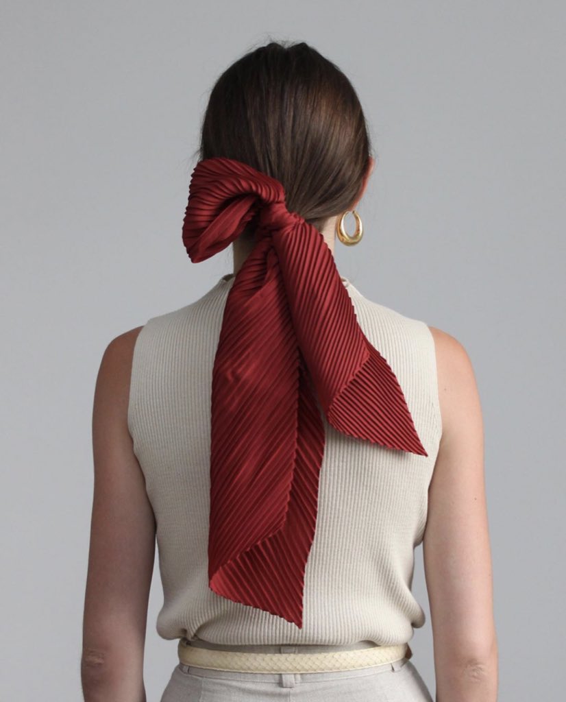 femmeduart's tweet photo. silk hair scarfs https://t.co/hyDtvfjljz