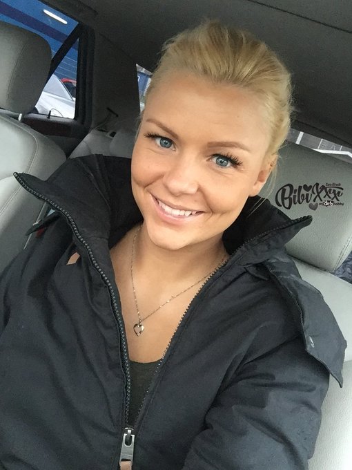 Bald ist Wochenendeee :) Was treibt ihr sch&ouml;nes??? #mydirtyhobby https://t.co/Sv0zQ6CdHZ<a href="/tag/mydirtyhobby"class="tags"><span>#mydirtyhobby</span></a>