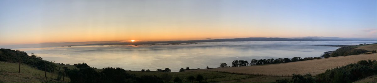 Pre dawn on 19 October from the garden at Hillockhead. A great time to visit. #blackisle #morayfirth #sunrise