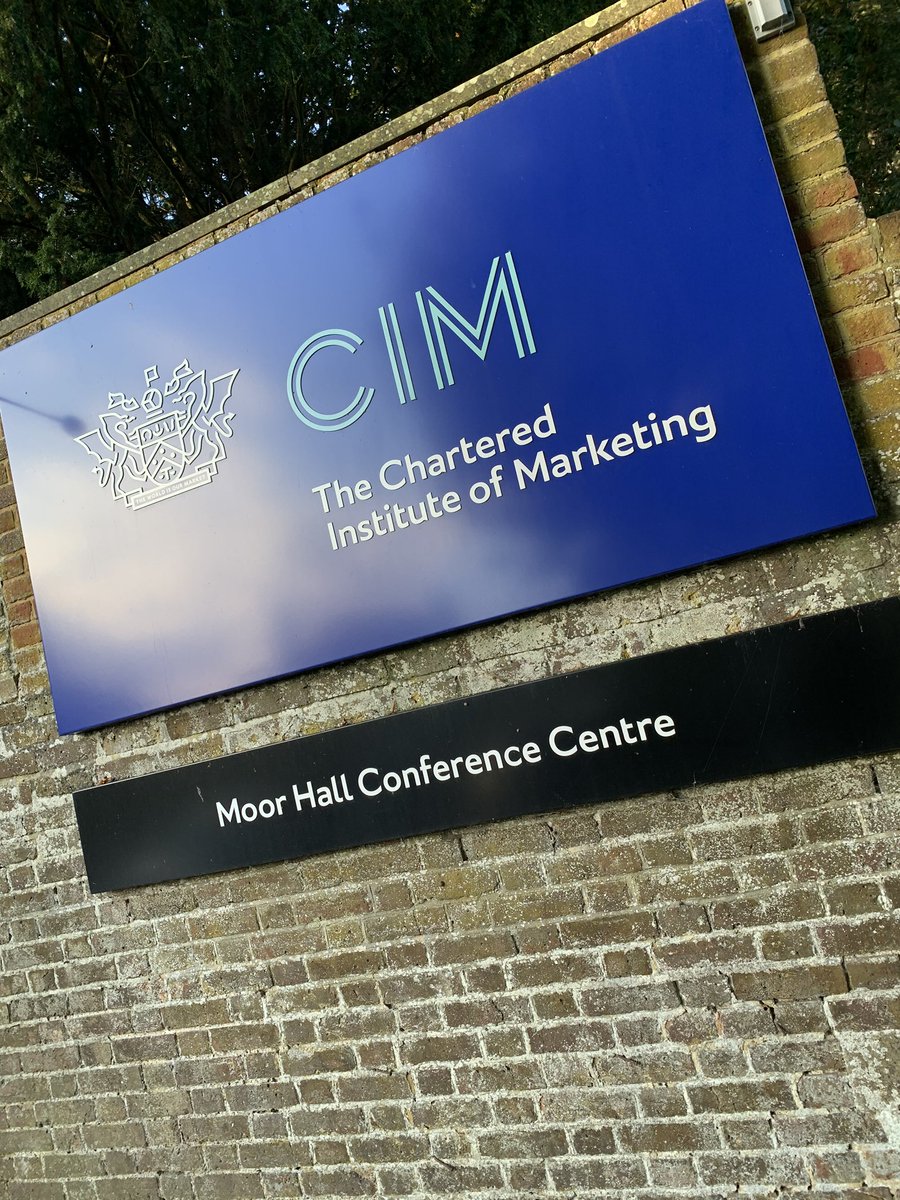 Digital strategy masterclass. This should be an interesting two days 👌🏽<a href="/CIMinfo/">CIM</a> #DigitalMarketing 🤓