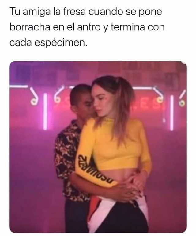 Cuando Tu Amiga Esta Borracha Yempiezaallorar Jaja Xd Meme On Me Me