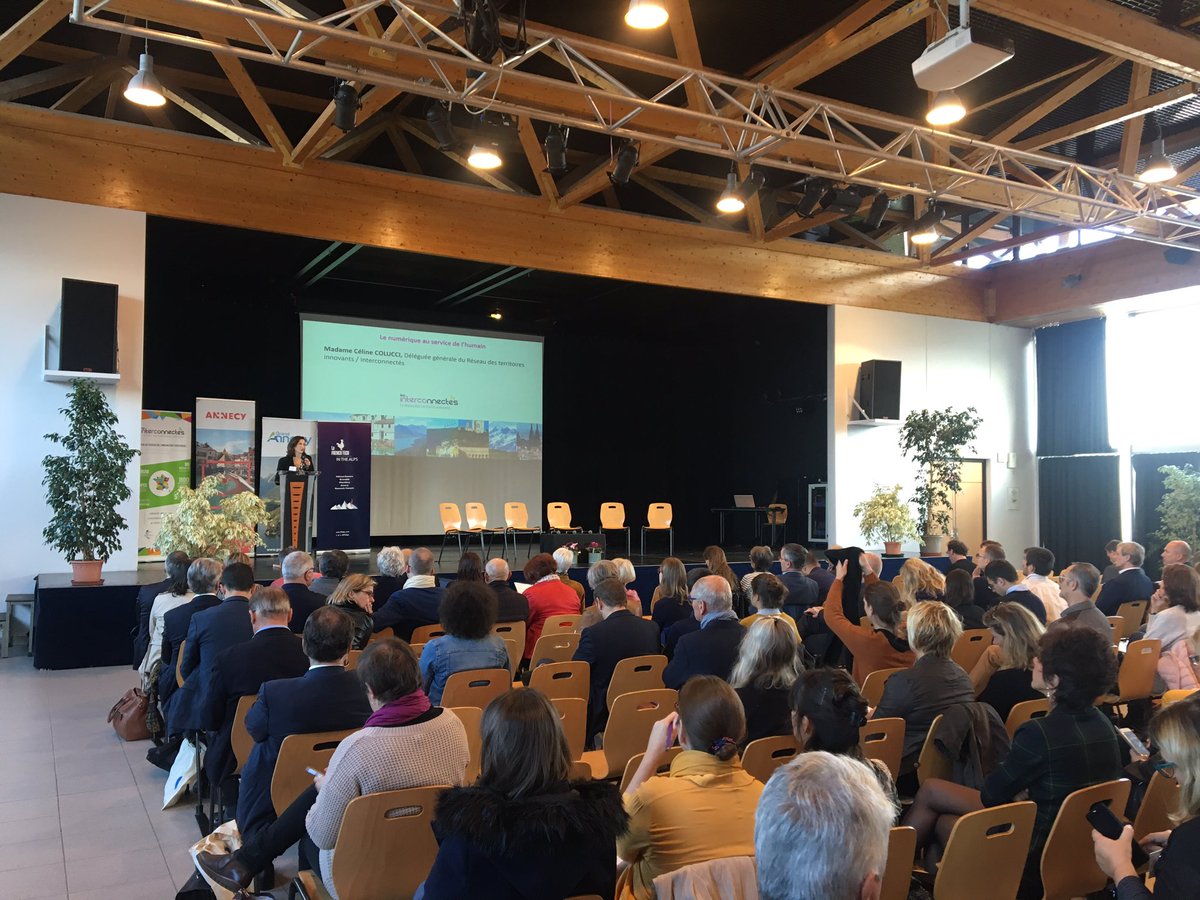 INTERCOnnectes's tweet photo. #IntercoTOUR #AURA lancement de cette journée sur un #numérique au service de l’humain https://t.co/9jtO62yIs3