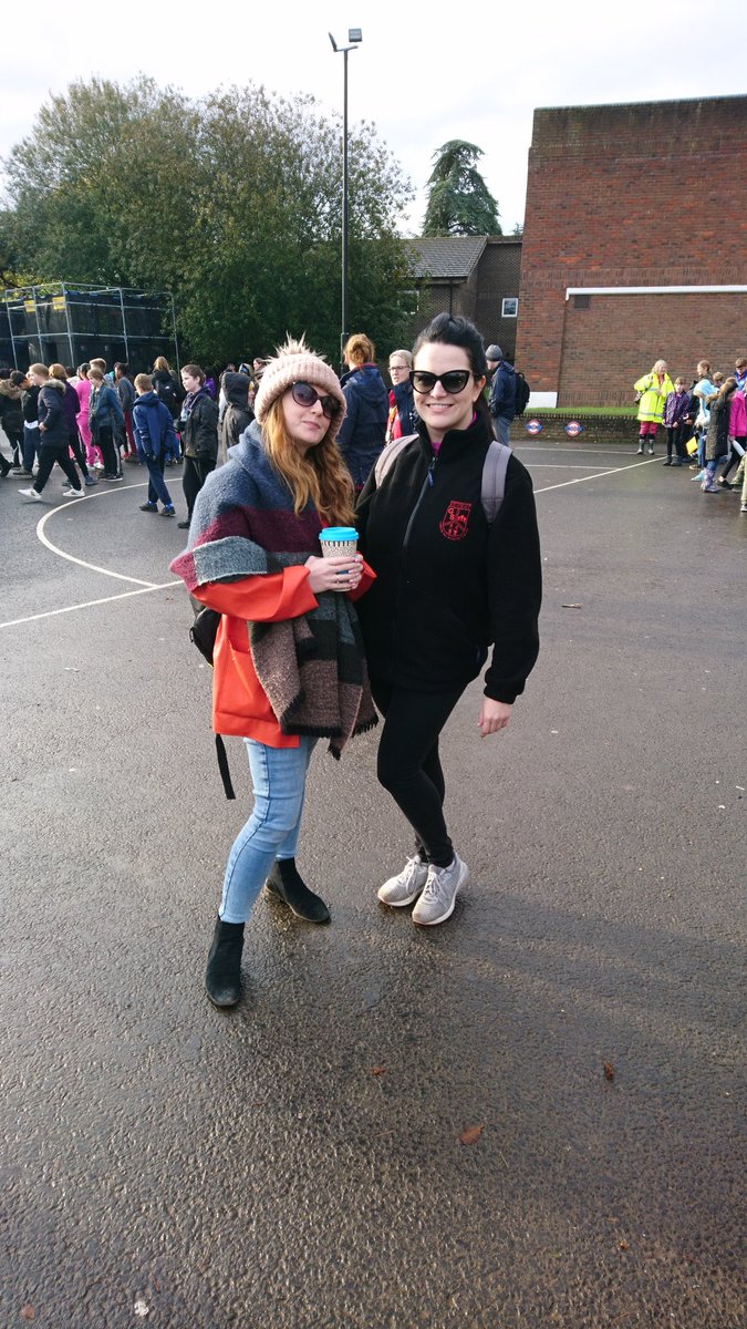 What is that strange orange thing in the sky? #herecomesthesun #funinthesun #acceptingchallenges Looking forward to a dry session building and climbing.