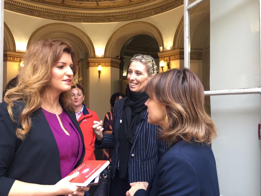KarinePaoli tweet media
