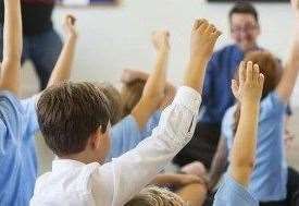 kmfmnews's tweet image. NEWS: Thousands of #Kent parents will find out if their child can apply to a grammar school place later. Here's everything you need to know on #KentTest results day #kmfmnews buff.ly/2psl0pw