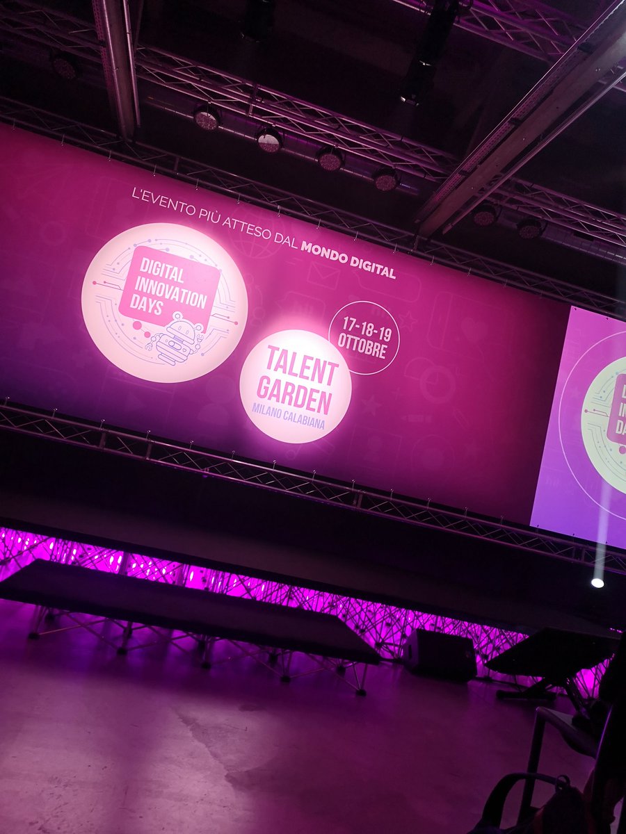 Un grandioso appuntamento con il digital e le innovation technology a #milano:
 grazie <a href="/DIDAYSIT/">Digital Innovation Days Italy</a> per questi giorni di formazione e informazione 🚀💡. #digitalmarketing