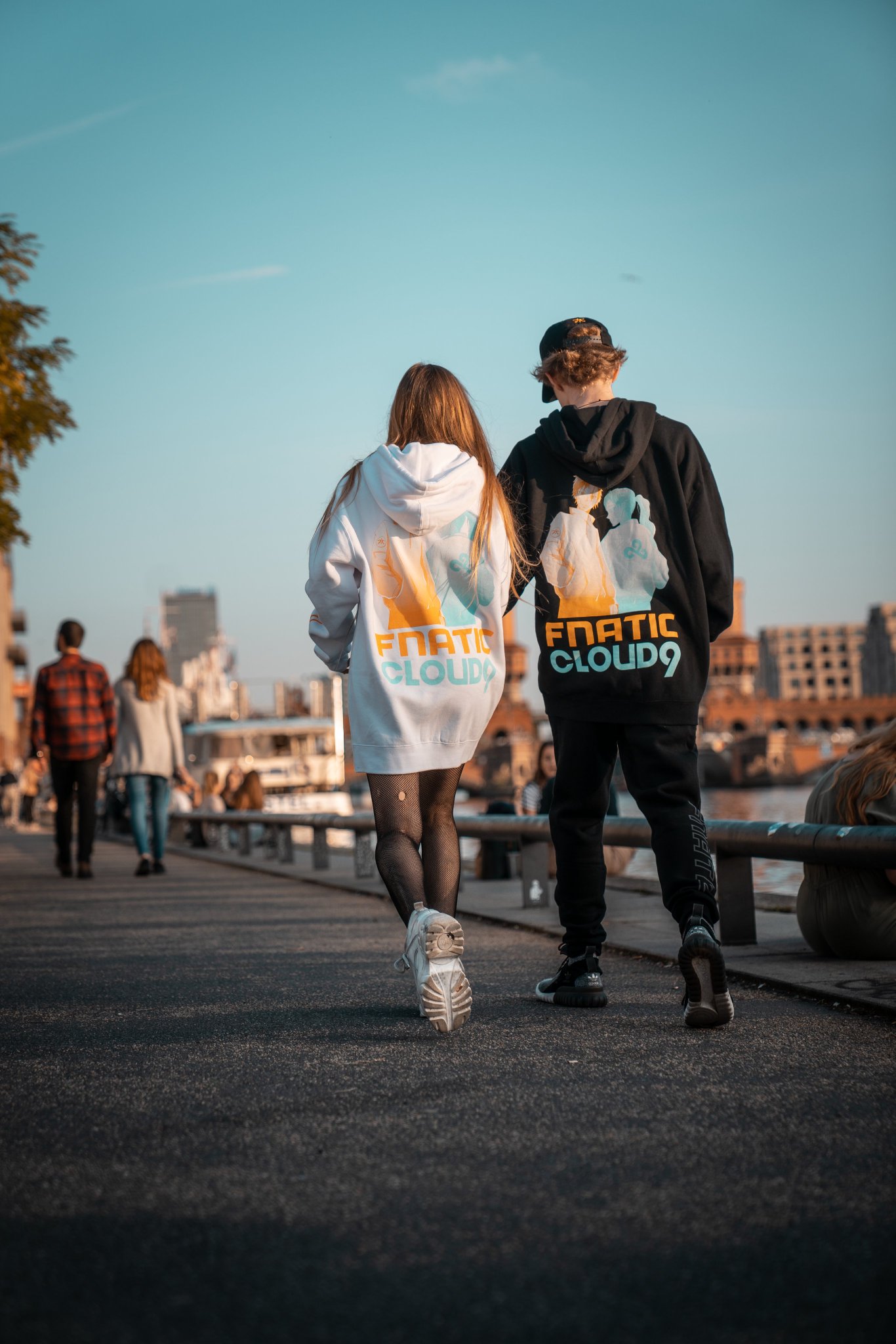 FNATIC on X Don t forget to keep your eyes peeled for our official FNC x Cloud9 hoodie launch in the FNATIC Shop later today https t zAJBvCEQ2e X