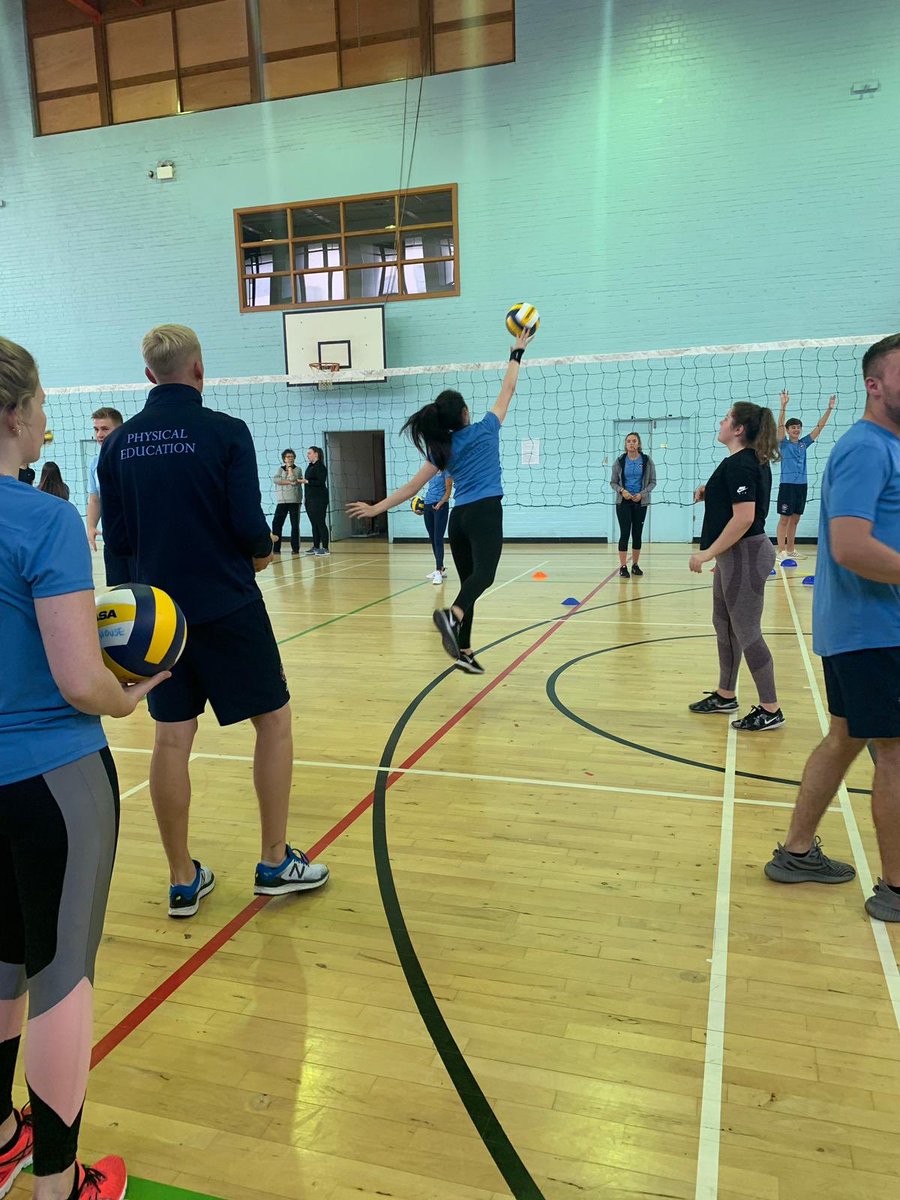 mccafferty_miss's tweet photo. Over the past 5 weeks I have been mentoring/assisting the MA PE 1st years throughout their Sport Education Assignment #PECP1 Within their season they created a journal containing practices for IIB and volleyball alongside personal and team reflections. Well done 1st year ππ€Ύπ½ββοΈ https://t.co/k3YeSaAoCR