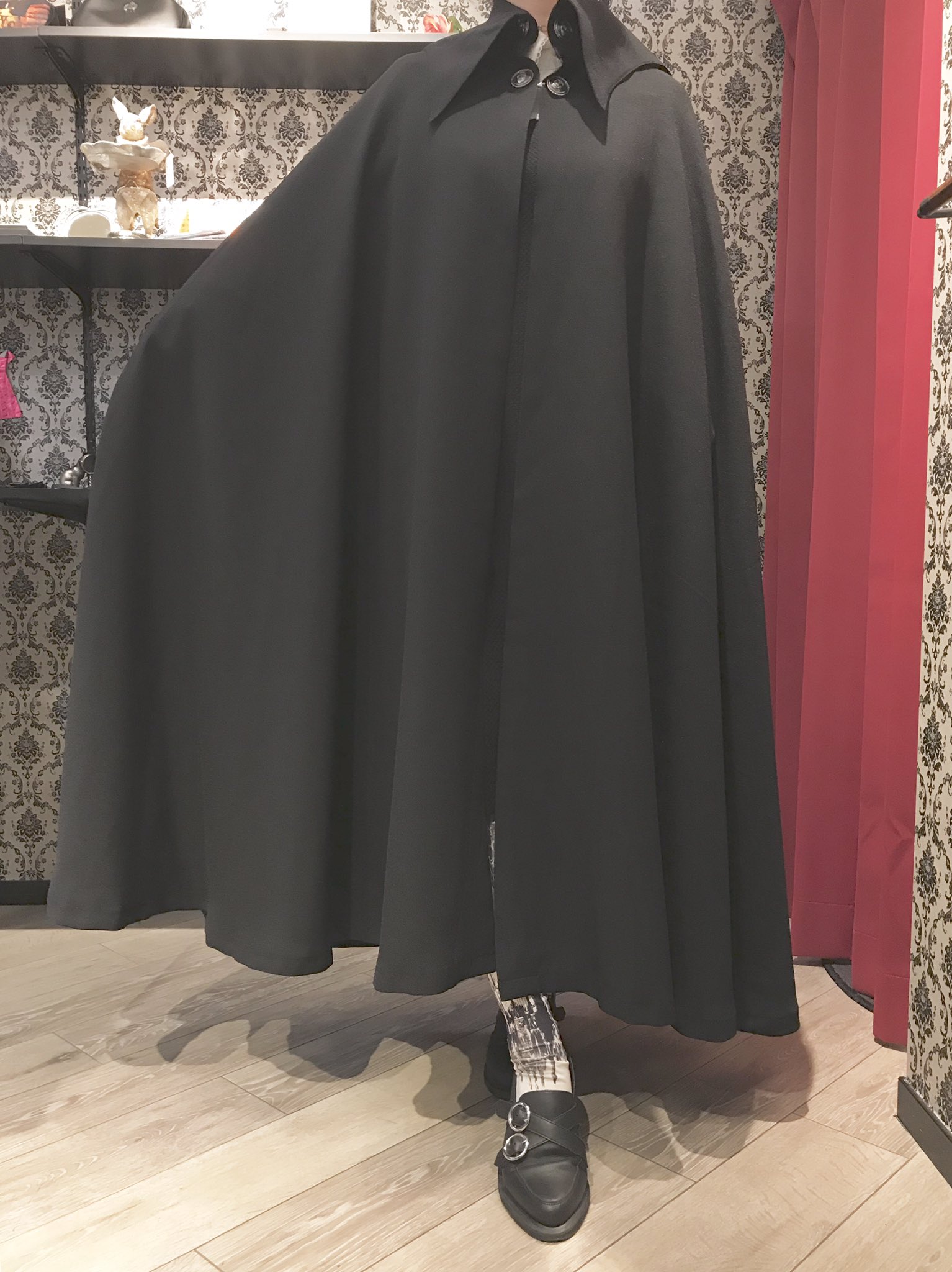 SUPERIOR GARBO PARIS モスグリーンケープ付きロングマント SUPERIOR GARBO PARIS モスグリーンケープ付きロングマント