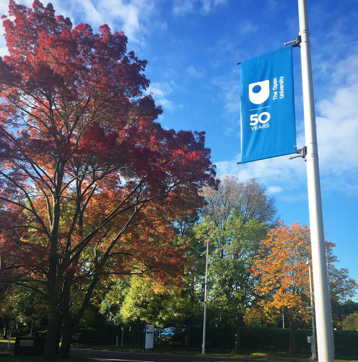 CJ_Stride's tweet photo. Wonderful autumn colours on campus this morning 🍁🍂@OpenUniversity https://t.co/7BMrA1Ww7n